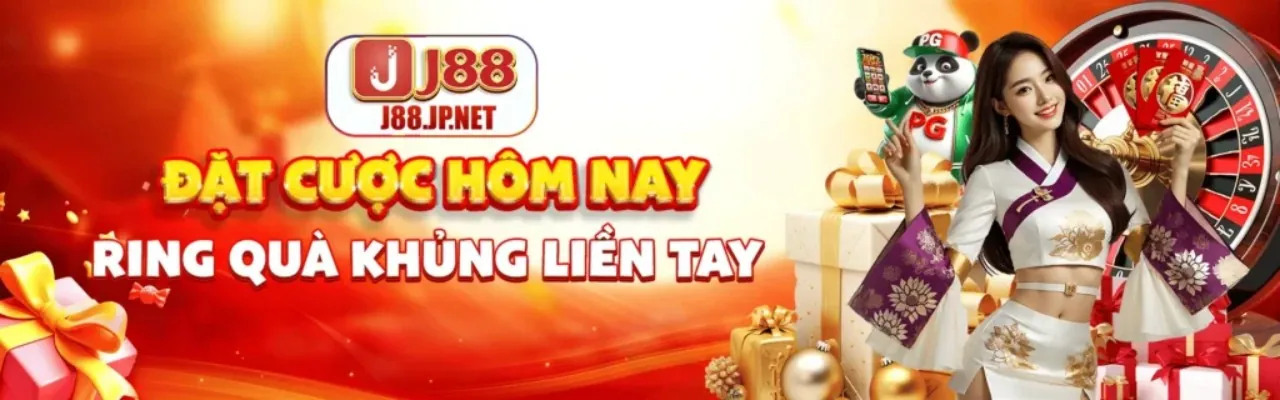 Hình ảnh chương trình VIP TT88COM với biểu tượng vương miện vàng và hiệu ứng ánh sáng